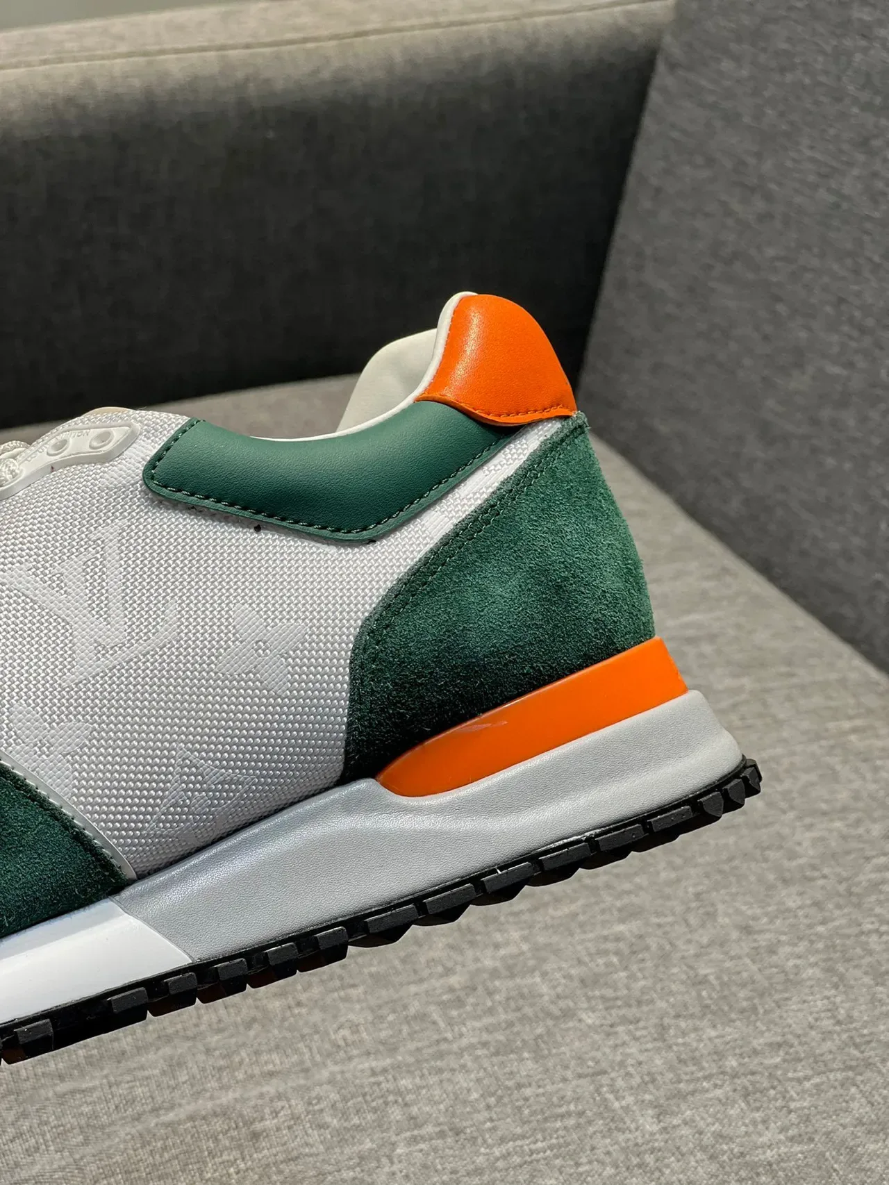 লুই ভিতন LV Trainer সবুজ কমলা Monogram জাল সুয়েড ওভারলে লাইফস্টাইল স্নিকার্স 8