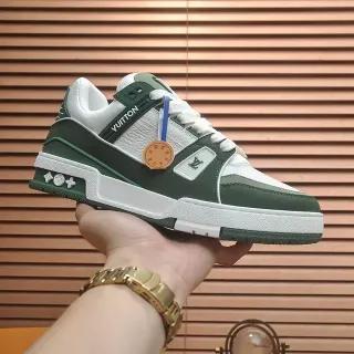 Louis Vuitton LV Trainer Verde Blanco Media Suela En Capas Monogram Parche Lateral Sneakers Lifestyle