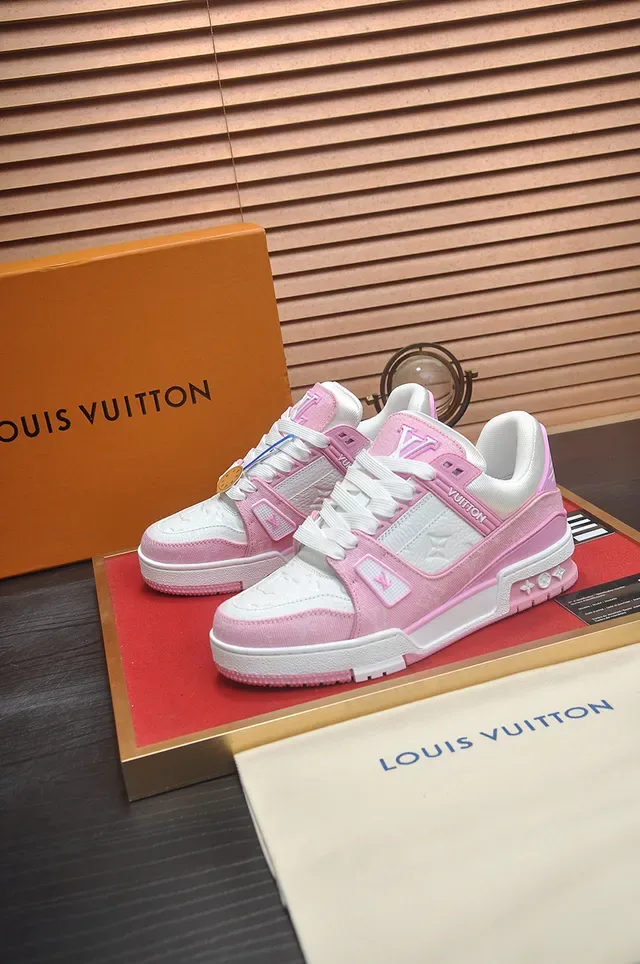 Louis Vuitton LV Trainer وردي أبيض لوح جلد Monogram كعب سميك متعدد الطبقات حذاء رياضي نمط حياة 4