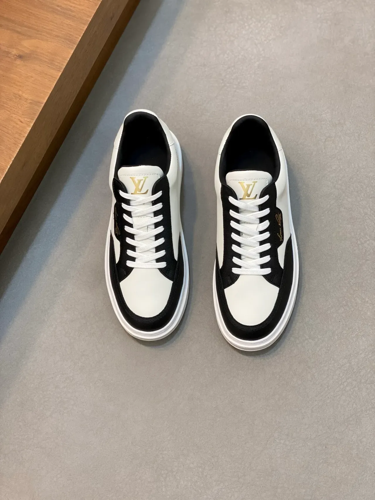 Louis Vuitton LV Trainer White Black Low-Top Two-Tone Lifestyle Sneakers 5