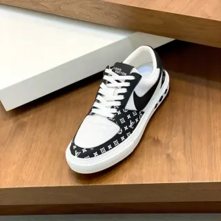 Louis Vuitton LV Trainer White Black Monogramado Painel Lateral Upper de Malha Tênis Lifestyle