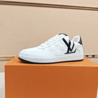 Louis Vuitton LV Trainer Blanco y Negro Panel Acolchado a Cuadros Logo Monograma Zapatillas Lifestyle