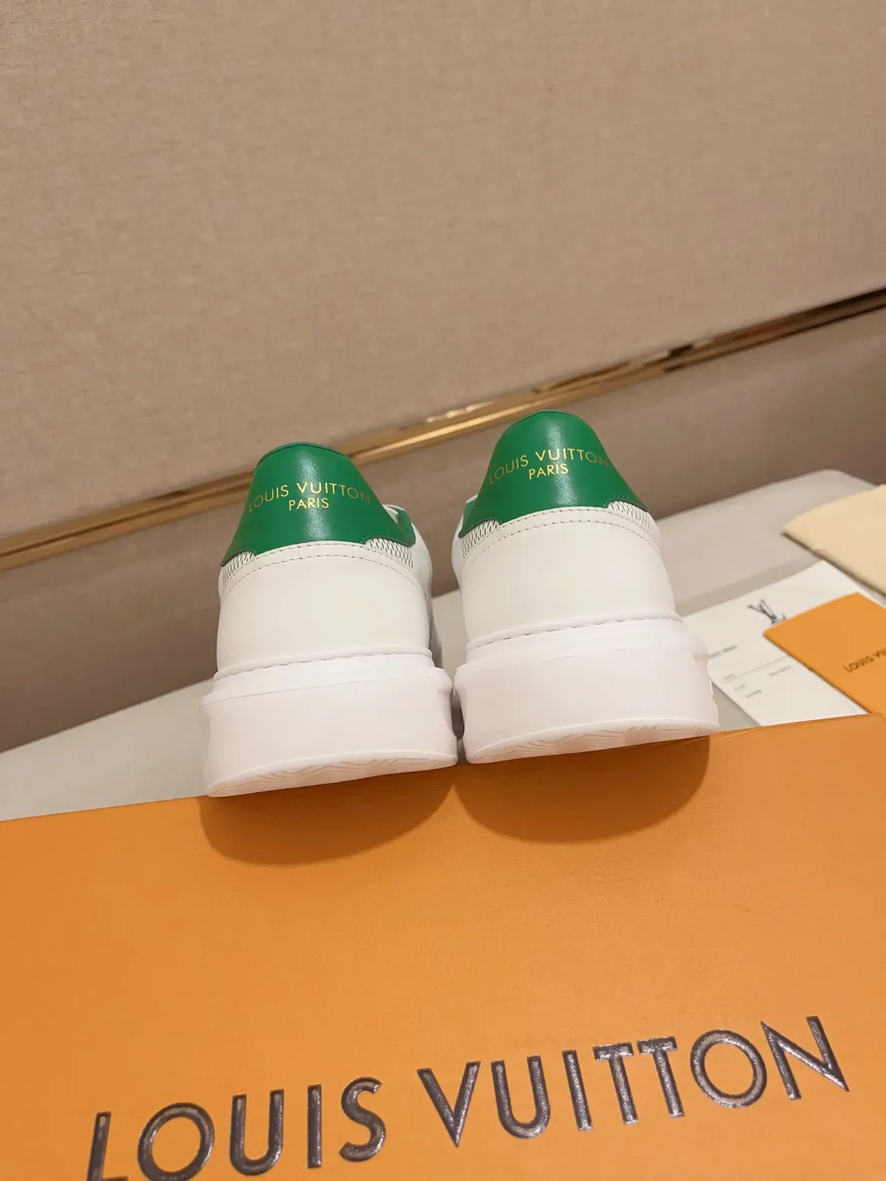 Louis Vuitton LV Trainer White Green Low-Top Leather Upper Lifestyle Sneakers 3