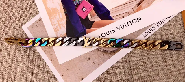 Louis Vuitton Monogram Curb-Link Iridescente Bicolor Bracelete 3