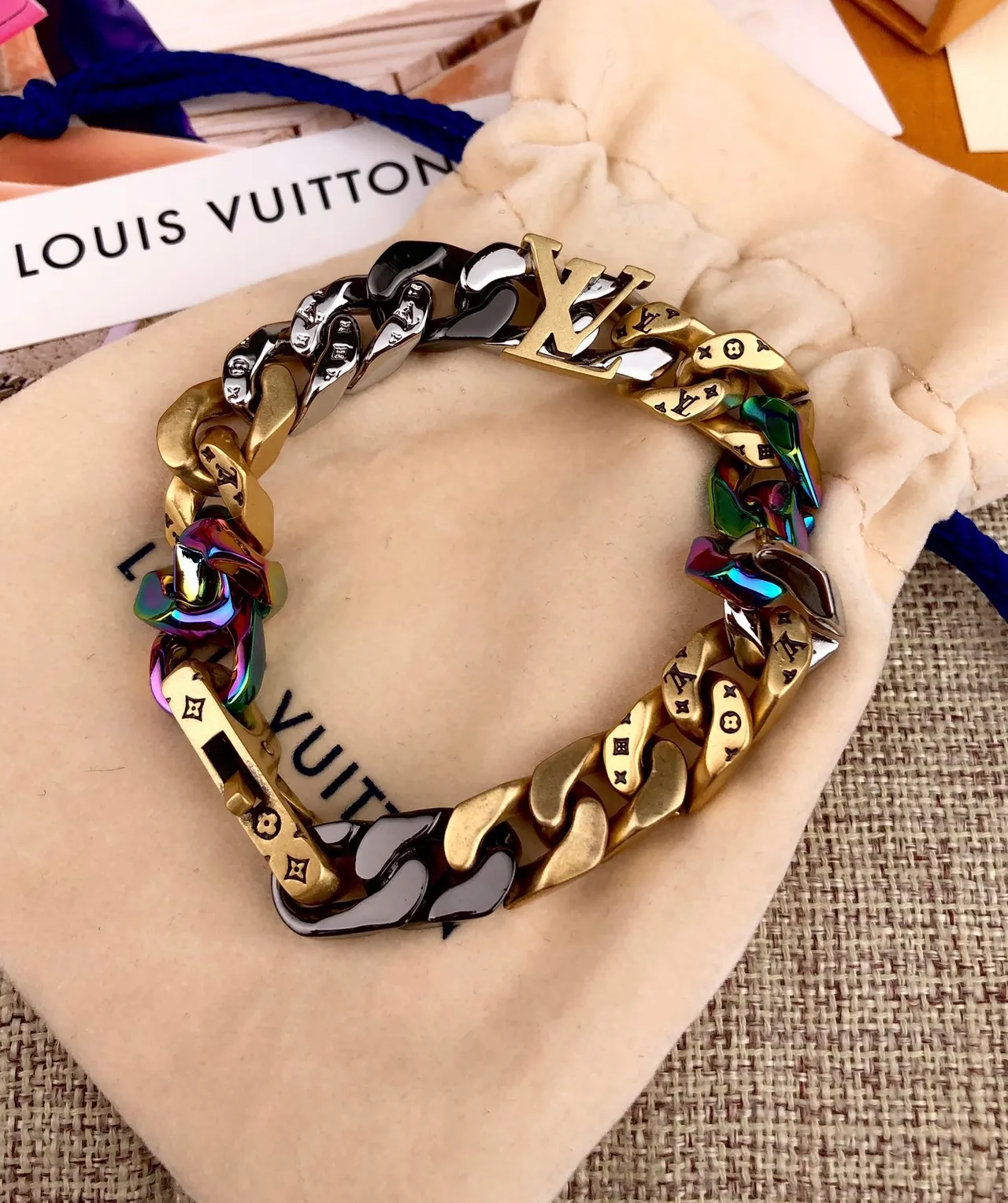 Louis Vuitton Monogram Curb-Link Iridescente Bicolor Bracelete 7