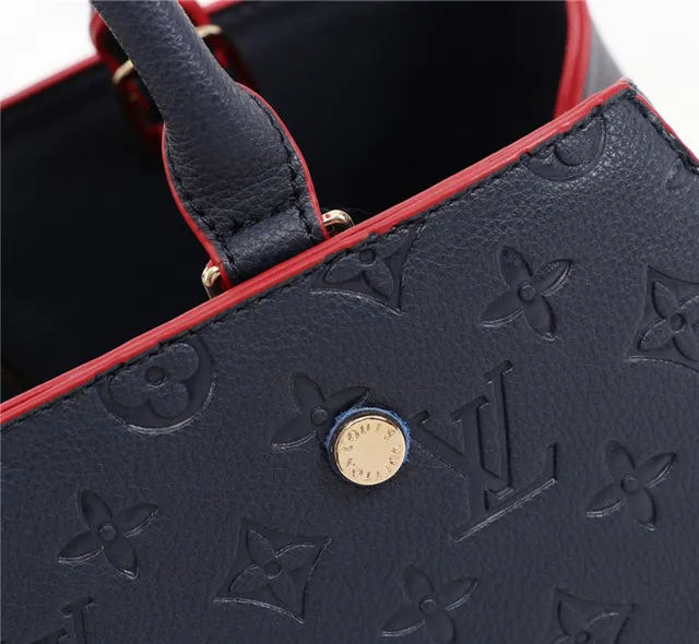 Louis Vuitton মোনোগ্রাম এমবসড গোলাপি টোট ব্যাগ 13