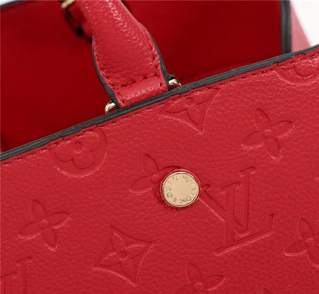 Louis Vuitton মোনোগ্রাম এমবসড গোলাপি টোট ব্যাগ 22