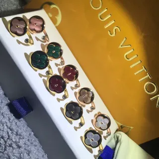 Louis Vuitton مونوغرام ورد أحجار متعددة نغمة ذهبية خواتم