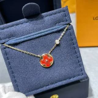 Louis Vuitton Monogram Flower Collar de esmalte rojo con oro