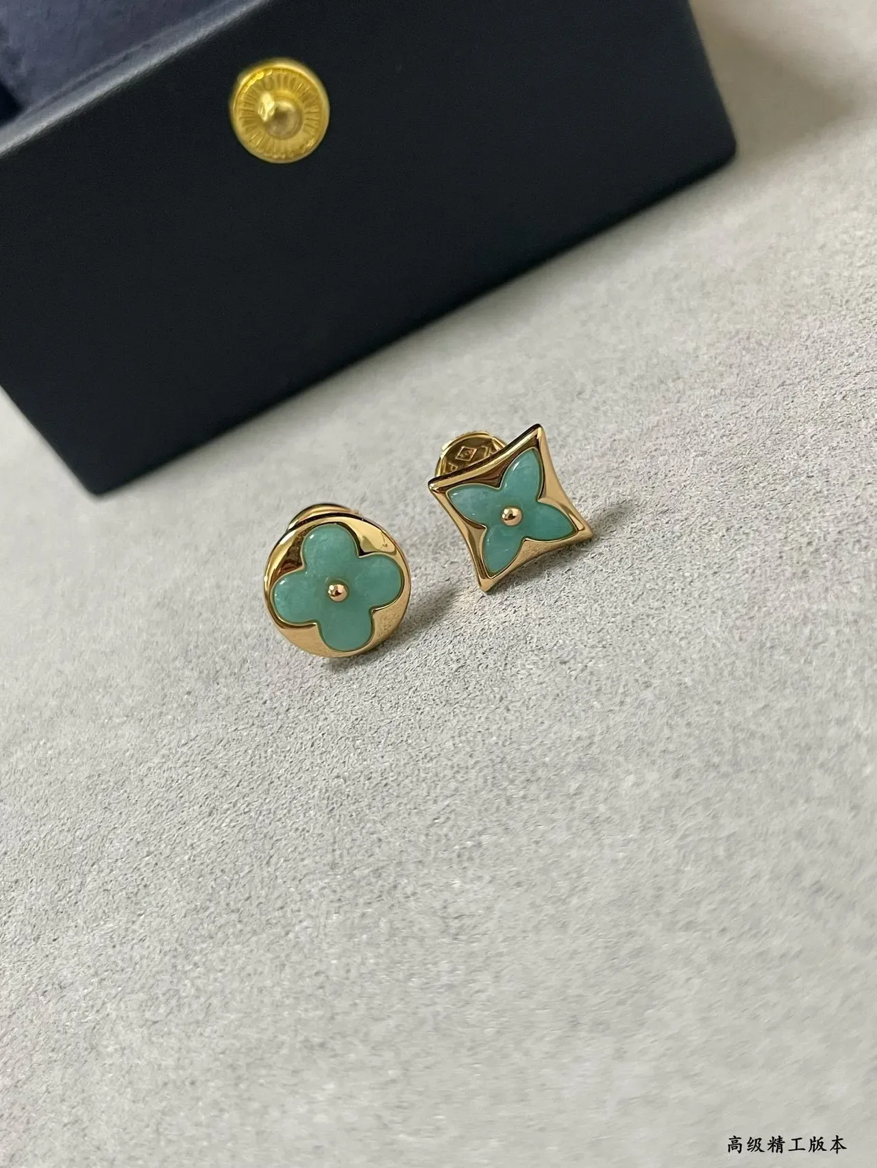 Louis Vuitton Monogram Flower Turquoise Enamel Stud Earrings 9