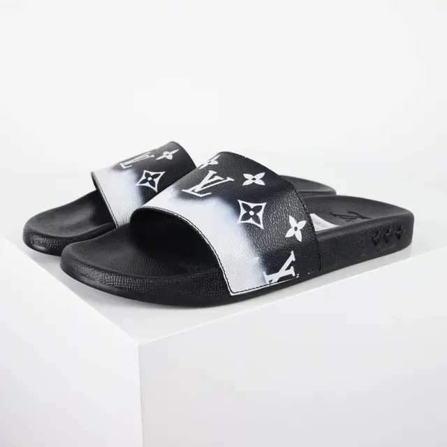 Louis Vuitton Mulas Monograma Gradiente 2