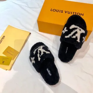 Louis Vuitton Monogram नरम काले और सफेद चप्पल