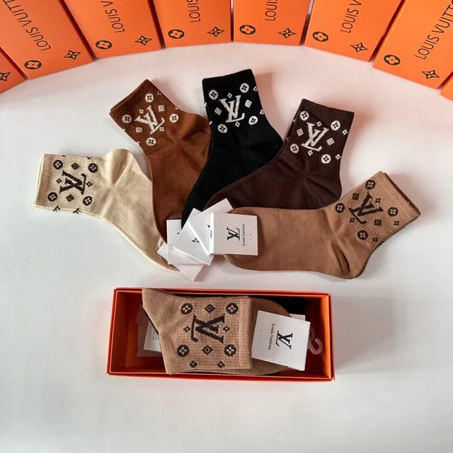Louis Vuitton Monogrammed Cuff Ankle Socks 8