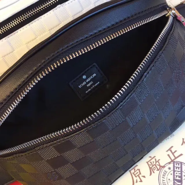Louis Vuitton Multi Pochette Accessoires Belt Bag Black Monogram-Coated Canvas Dual-Zippered Fashion Belt Bag 20