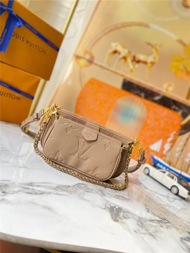 Louis Vuitton Multi Pochette Accessoires Negro Dorado Monograma Grabado Correa de Cadena Bolso Cruzado 10