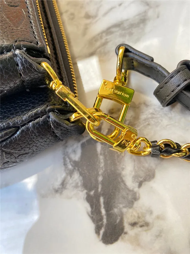 Louis Vuitton Multi Pochette Accessoires Negro Dorado Monograma Grabado Correa de Cadena Bolso Cruzado 14
