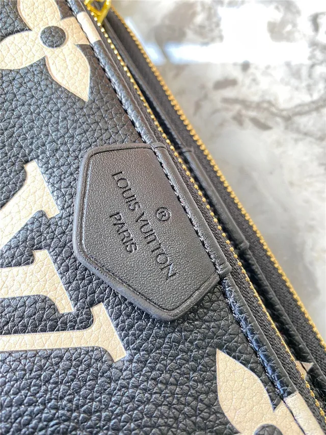 Louis Vuitton Multi Pochette Accessoires Negro Dorado Monograma Grabado Correa de Cadena Bolso Cruzado 24