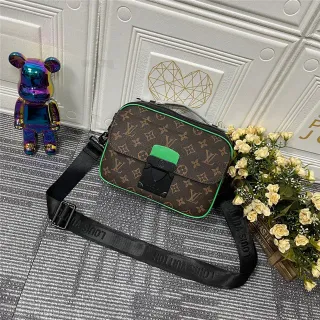 Louis Vuitton Multi Pochette Accessoires भूरा हरा मोनोग्राम कैनवास पाइपिंग एकसेंट मैसेंजर बैग