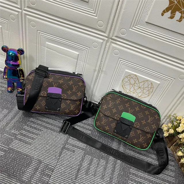 Louis Vuitton Multi Pochette Accessoires বাদামী সবুজ মোনোগ্রাম ক্যানভাস পাইপিং অ্যাকসেন্ট মেসেঞ্জার ব্যাগ 2