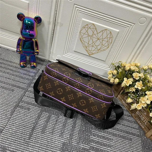 Louis Vuitton Multi Pochette Accessoires বাদামী সবুজ মোনোগ্রাম ক্যানভাস পাইপিং অ্যাকসেন্ট মেসেঞ্জার ব্যাগ 8