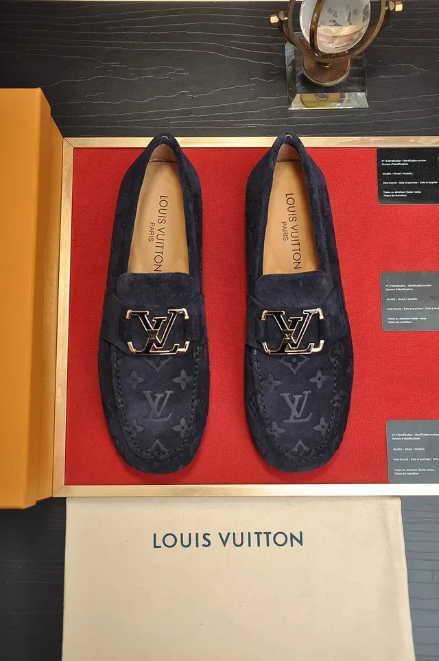 Louis Vuitton Navy Gold Monogrammed Suede Twist-Lock Buckle Loafer 9