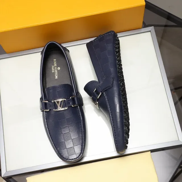 Louis Vuitton Navy Silver Quilted Leather Metal LV Buckle Strap Loafer 9