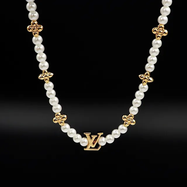 Louis Vuitton Collar de perlas y tono dorado monograma floral 3