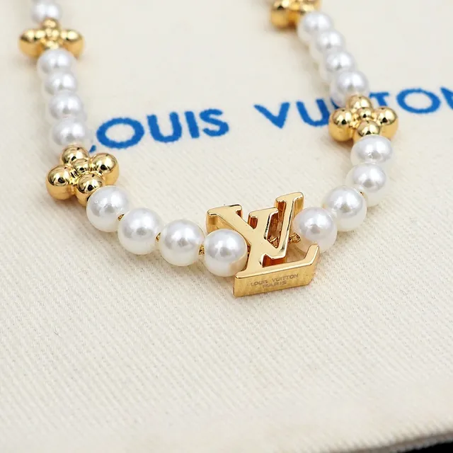 Louis Vuitton Collar de perlas y tono dorado monograma floral 4