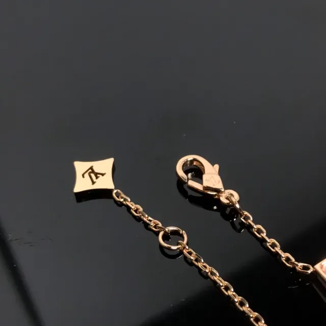 Louis Vuitton Pink Gold Chain Square Enamel Flower Motifs Bracelet 2