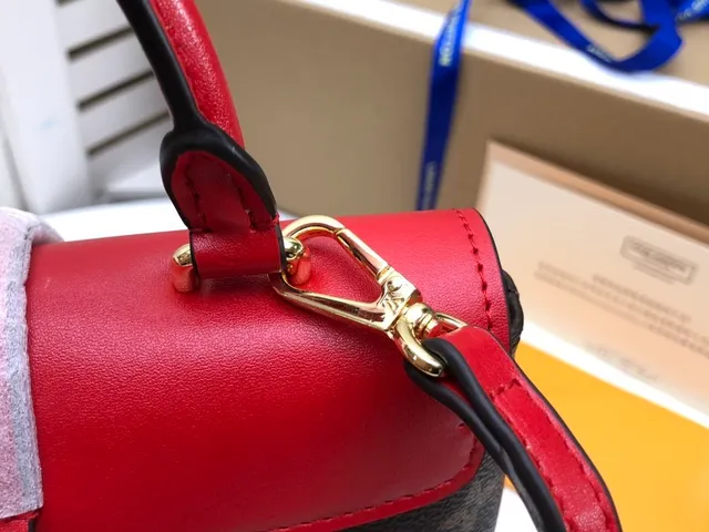 Louis Vuitton লাল বাদামী স্ট্রাকচার্ড টপ-হ্যান্ডেল মনোগ্রাম ক্যানভাস টোট ব্যাগ 8