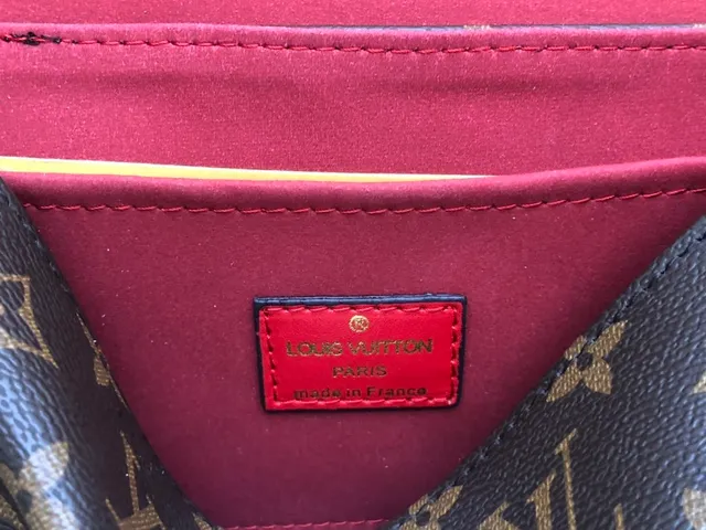 Louis Vuitton লাল বাদামী স্ট্রাকচার্ড টপ-হ্যান্ডেল মনোগ্রাম ক্যানভাস টোট ব্যাগ 9