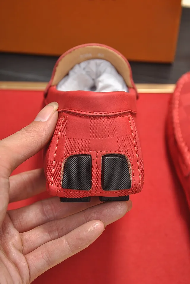 Louis Vuitton لوافرز Damier أحمر مربعة 2