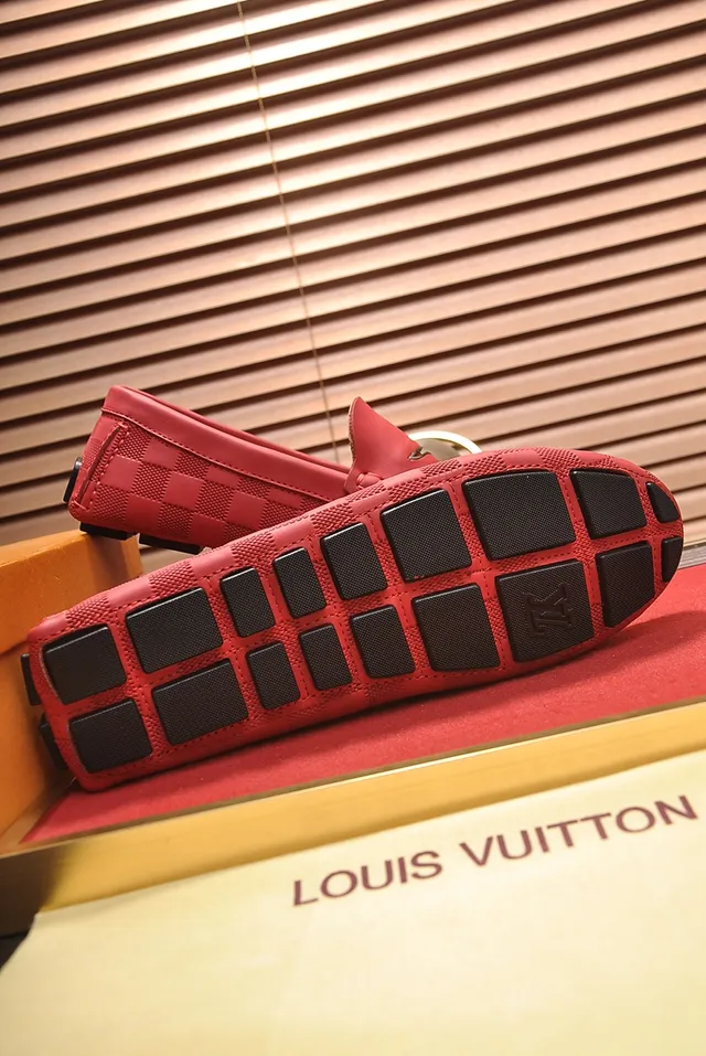 Louis Vuitton لوافرز Damier أحمر مربعة 3