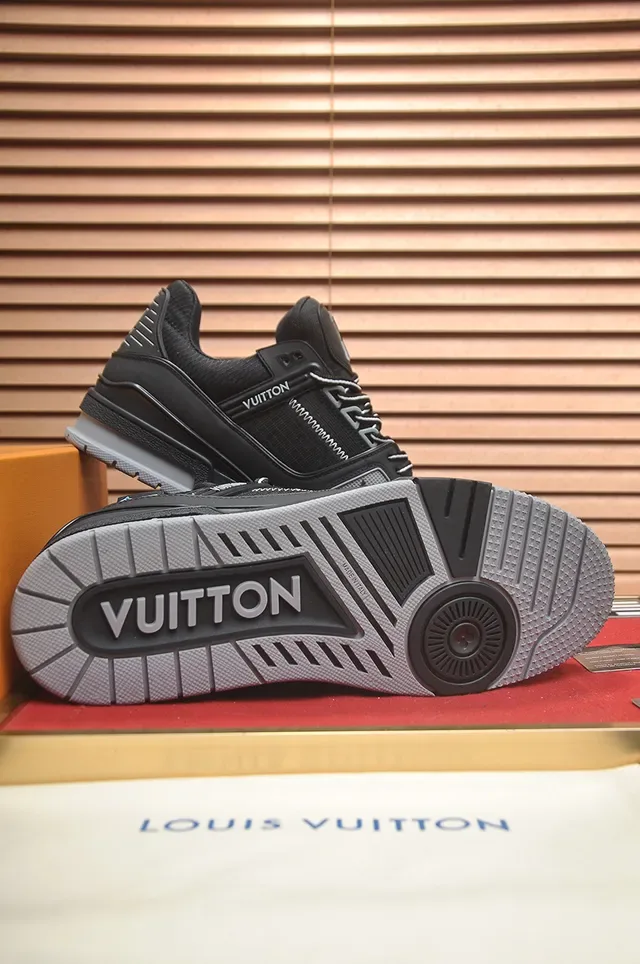 Louis Vuitton Run Away Black and Gray Lifestyle Sneakers 3