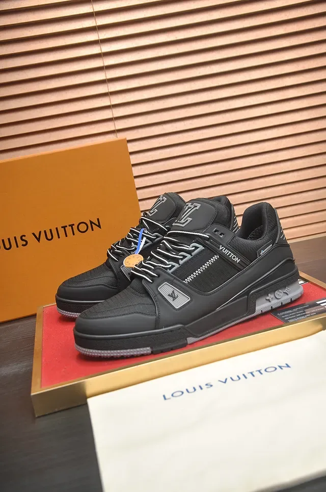 Louis Vuitton Run Away Black and Gray Lifestyle Sneakers 4