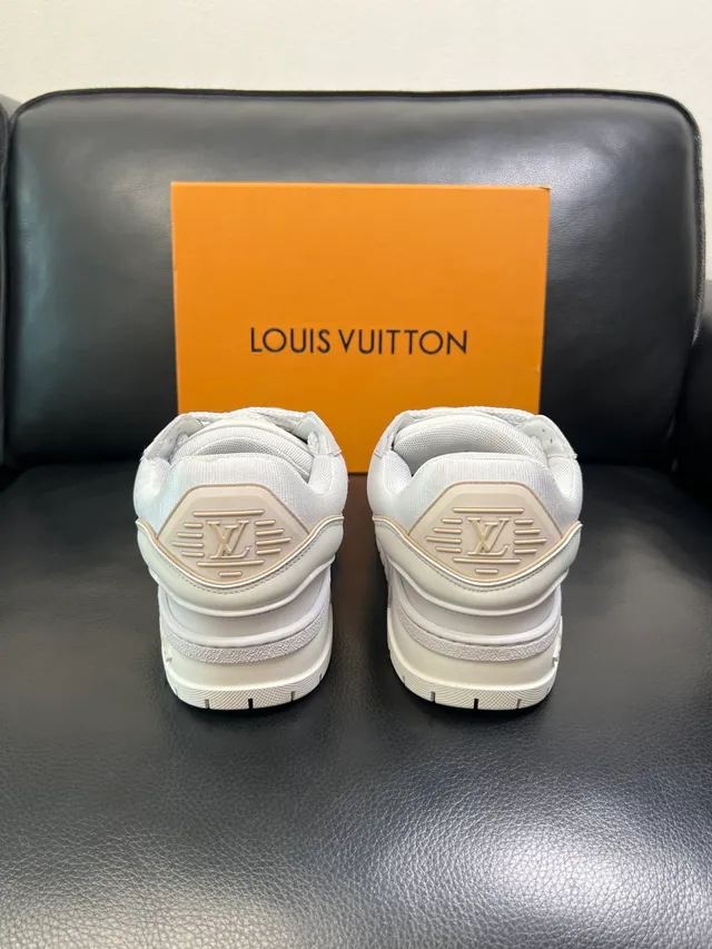 Louis Vuitton Run Away Zapatillas Chunky Blanco Beige 3