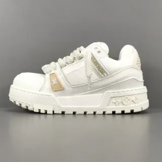 Louis Vuitton Run Away Blanco Beige Monogram Estilo de vida Zapatillas