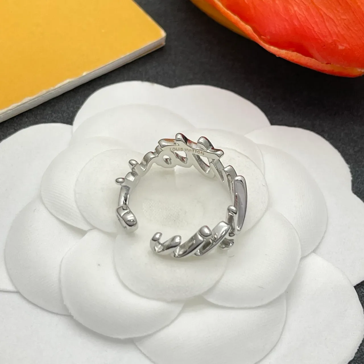 Louis Vuitton Script Logo Silver Ring 3