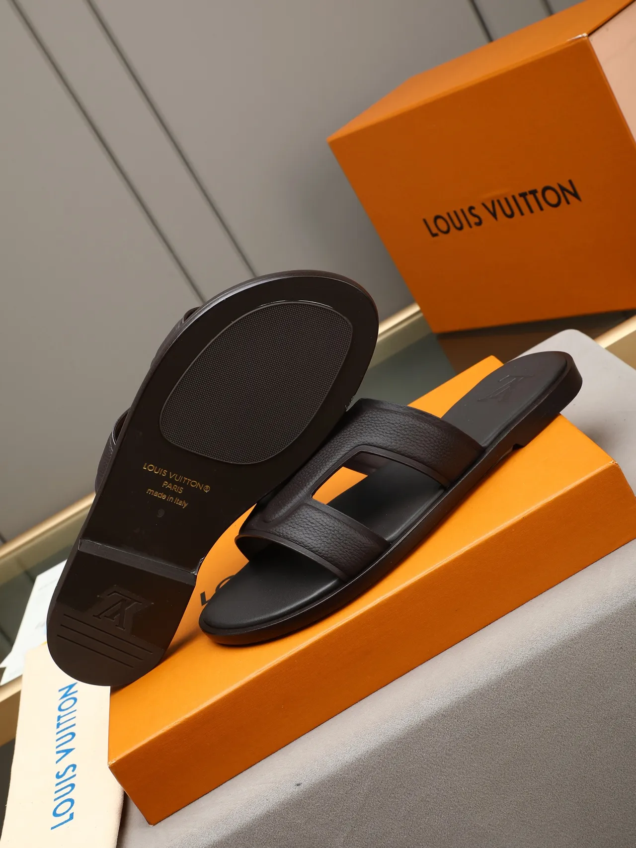 Louis Vuitton Slide Monogramme Embossé Sangle Croisée Mules 14