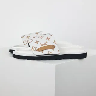 Louis Vuitton Slides Branco Marrom Monogram Lona Alça Couro Tan Etiqueta Chinelos