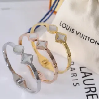 Louis Vuitton نقشة نجم وكلوفر سوار فضة ذهب صلب مع زينة من اللؤلؤ