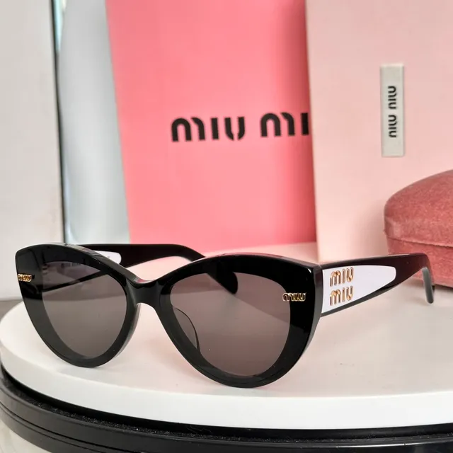 Miu Miu Cat-Eye Gradient Lens Sunglasses 6