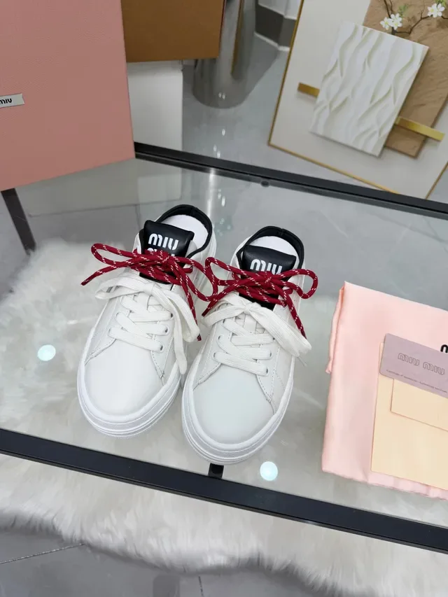 Miu Miu Wander Zapatos Lifestyle Blancos y Rojos de Cuero con Suela Plataforma Gruesa 5