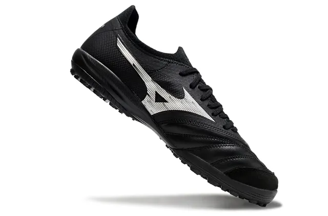 Mizuno Black Silver Leather And Synthetic Upper Wave Logo Accent Turf Soccer Shoes 2