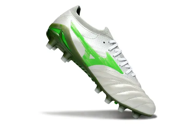 Mizuno Copa Zapatos de fútbol Blanco Verde Cuero Quilted Superior Acento Logo Wave Firm Ground 2