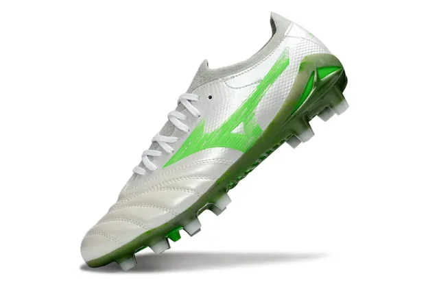 Mizuno Copa Zapatos de fútbol Blanco Verde Cuero Quilted Superior Acento Logo Wave Firm Ground 3