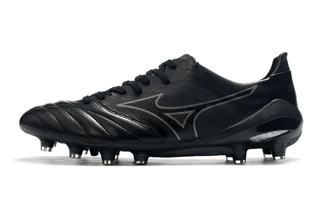 Mizuno Morelia White and Gold Firm-Ground Soccer Shoes 12