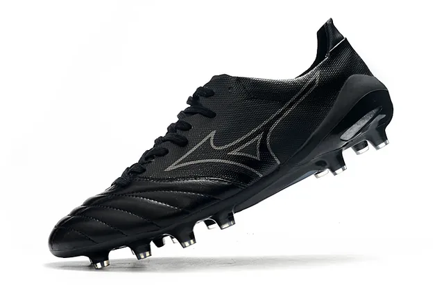 Mizuno Morelia White and Gold Firm-Ground Soccer Shoes 14