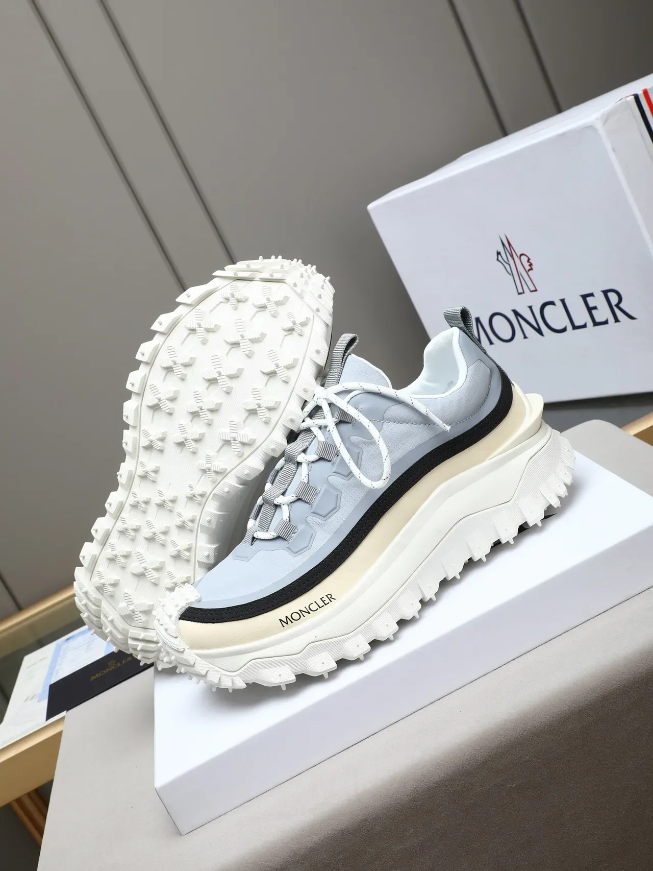 Moncler Blue Black Layered Sole Sculpted Toe Cap Lifestyle Sneakers 4