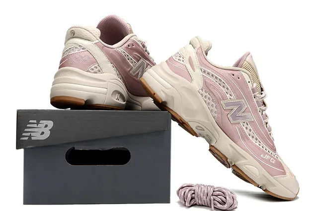 New Balance 1000 Rosa Polvo y Crema Zapatillas con suela gruesa 6